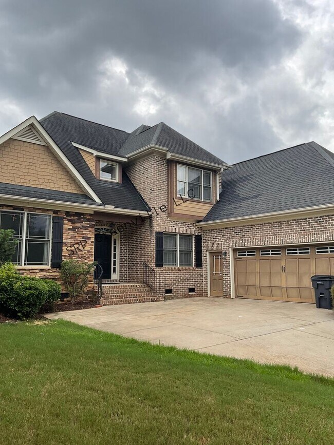 Four Bedroom Brick House for Rent! - Four Bedroom Brick House for Rent!
