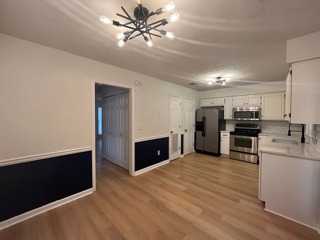 Photo - Your Dream Home is Waiting for You! Yardwo...