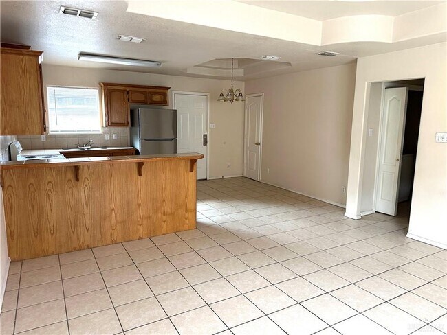 Photo - 1803 S Kumquat St Apartment