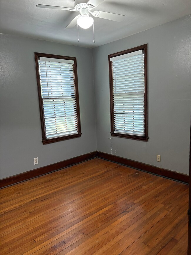 Photo - 1338 Colonial Dr