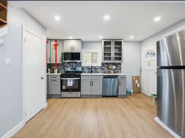 Photo - 305 N Terrace Ave