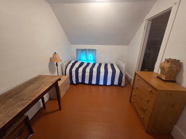 Photo - 501 W Main St Unidad Upper Level