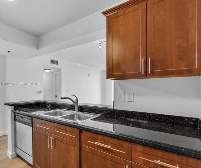 Photo - 2665 SW 37th Ave Unit 1501