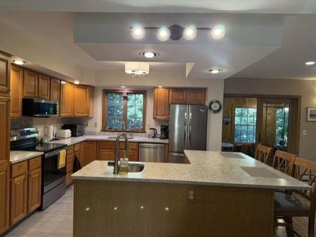 8 Mill Pond Ln