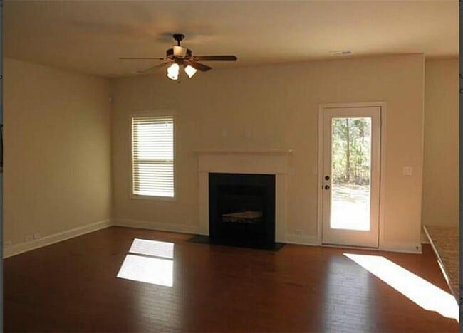 Photo - 3265 Carrick Rd