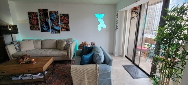 Photo - 1326 Spruce St Unidad 1603