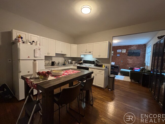 Photo - 15 Stearns Rd Unidad 4