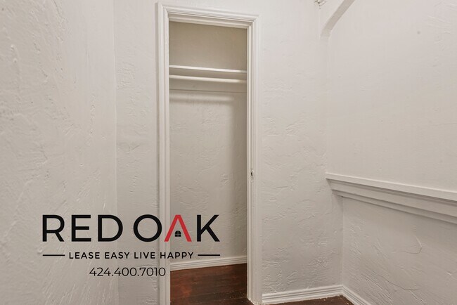 849 S Oxford Ave Unit 102