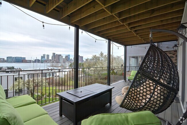 Building Photo - 205 Webster St Unit #1 Rental