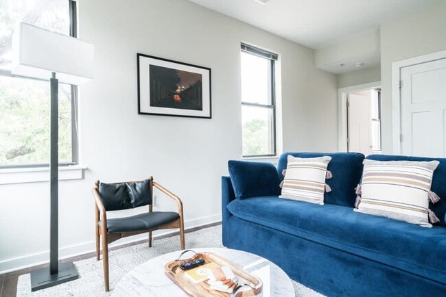 Photo - 1016 18th Ave S Unit ID1014391P