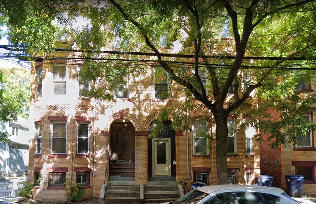 Photo - 129 Cedar St