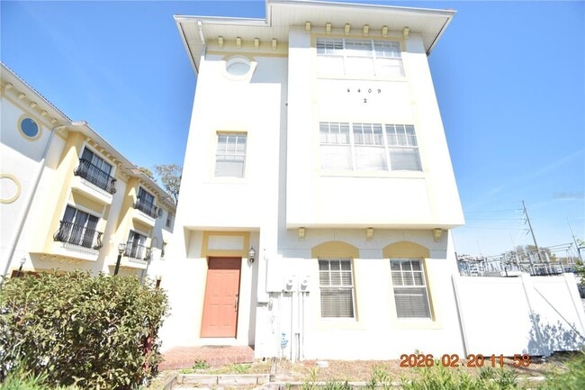 Building Photo - 4409 W Gray St