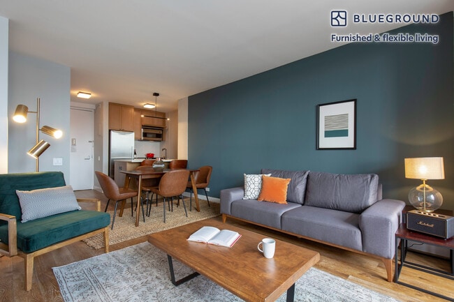 Photo - 560 W 43rd St Unit FL22-ID249