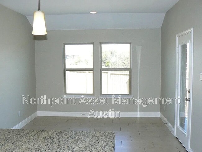 Photo - 3304 De Torres Cir