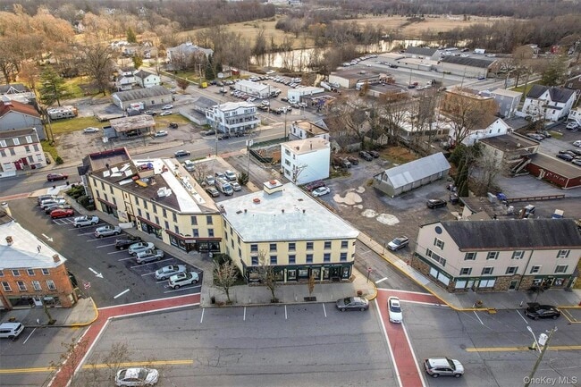 Building Photo - 20 Walker St Unit 4