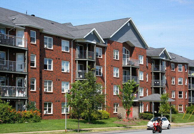 Building Photo - Parkland Arms