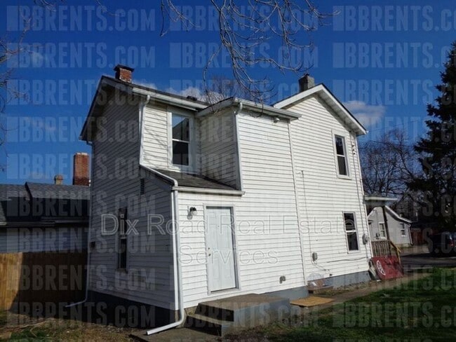 1707 Church Ave