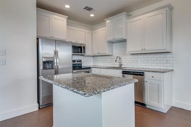 Photo - 123 Dealva Ct