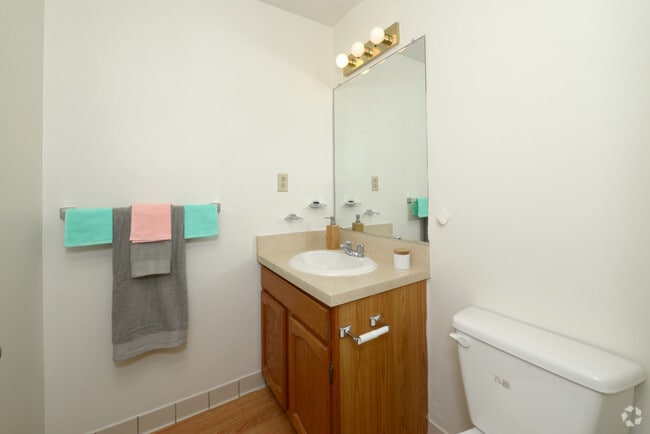 Photo - ReNew Taunton Apartment Collection
