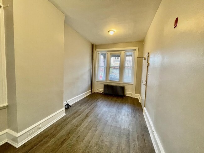 Photo - 1234 W Allegheny Ave Unit 1F