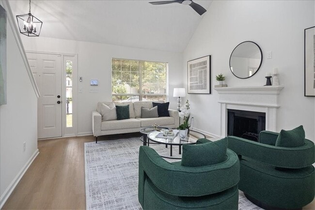 Photo - 4033 Ravenwood Ct