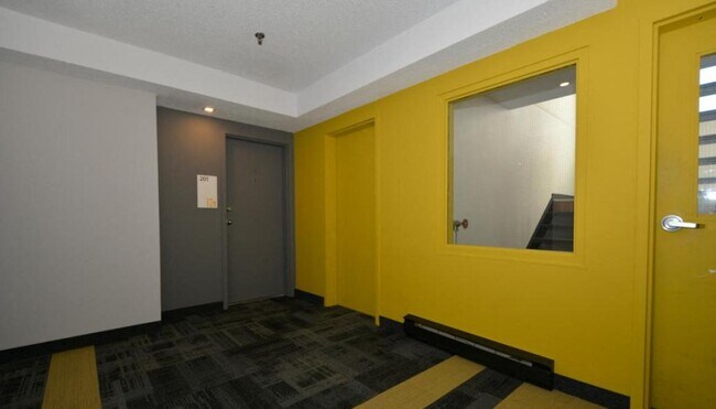 Photo - 125 Knightsridge