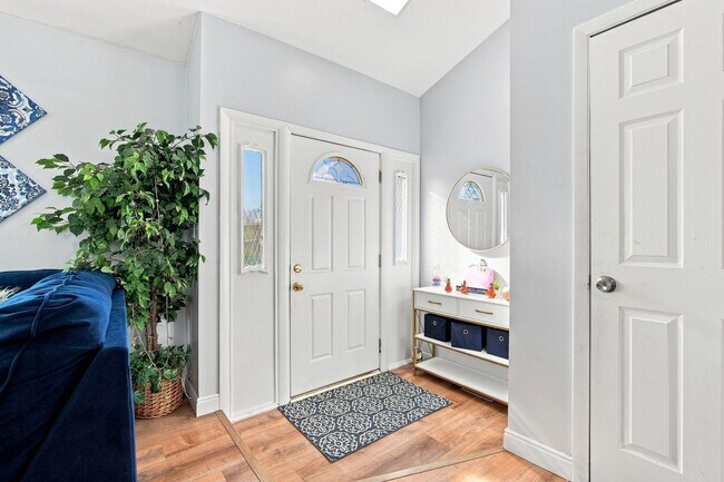 Photo - 9229 Alvey Ln