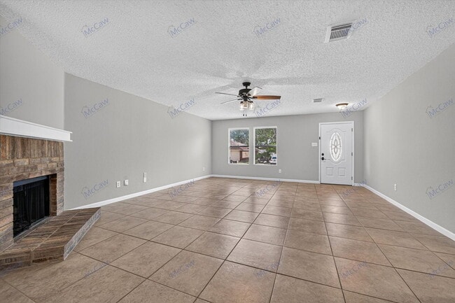 Photo - 5408 Lansdowne Ave