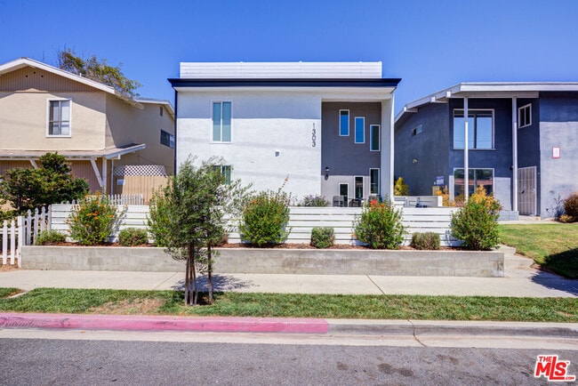 Building Photo - 1303 Beryl St Unit E Rental