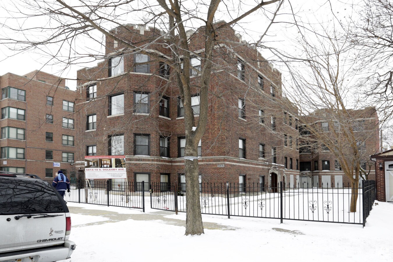 6814 - 6818 S Oglesby Ave - 6814-6818 S Oglesby Ave