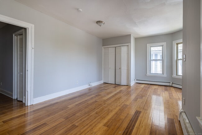 Photo - 383 Myrtle Ave Unit 2nd/3rd Floor