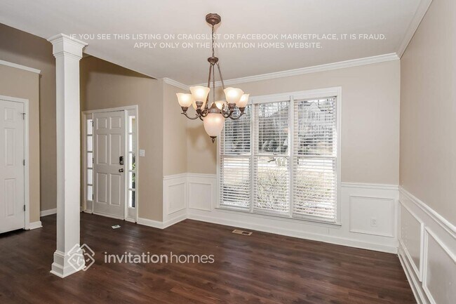 Photo - 607 Chase Trail