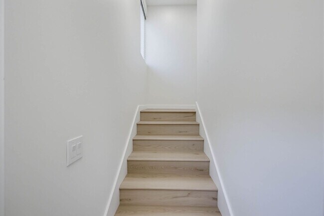Breathtaking Bay Views & Large Private Deck - Walking Distance To Mission Bay