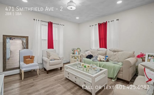 Photo - 471 Smithfield Ave Unidad 2
