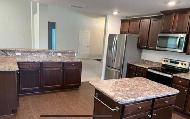 Photo - 1919 SW Sylvester Ln