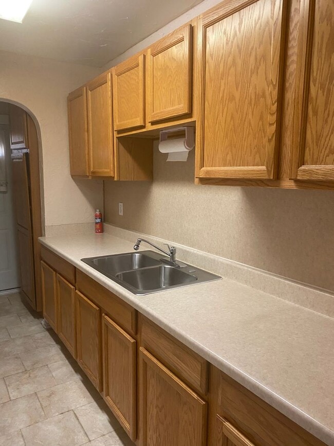 Photo - 2 bed 1 bath for lease near downtown