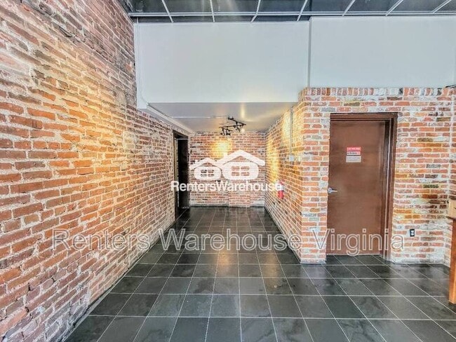 Photo - 500 Granby St