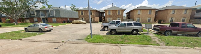 Building Photo - 220 Monarch Dr Unit 3 Rental