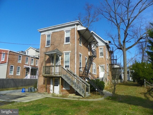 Photo - 514 S High St