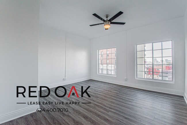 Photo - 744 Beacon Ave Unit 518