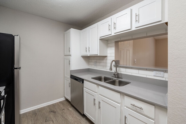 Photo - Blue Ridge Apartments