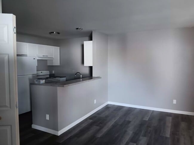 Photo - 101 Sandstone Ct Unit 101