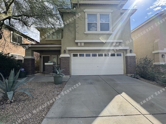 Photo - Contemporary Phoenix Living – Spacious 3BR...
