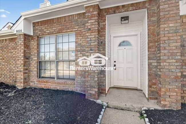 Photo - Completely Refreshed Rowlett Home