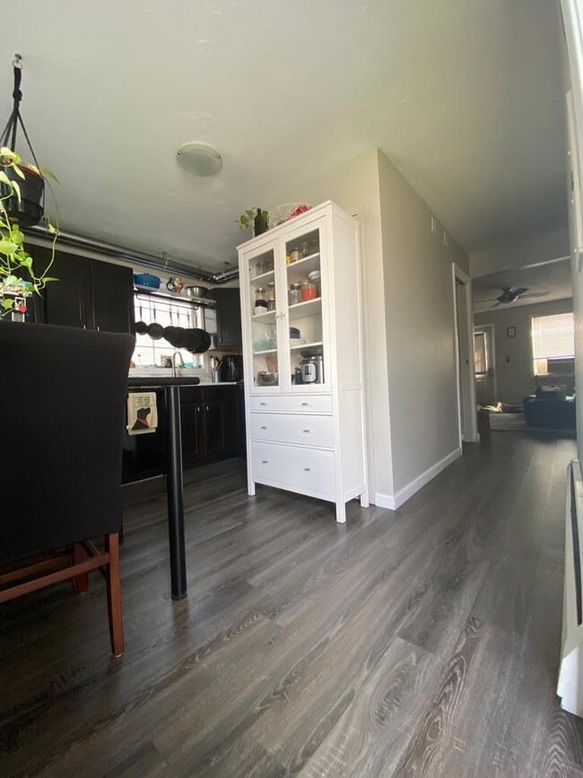 11 Williams St