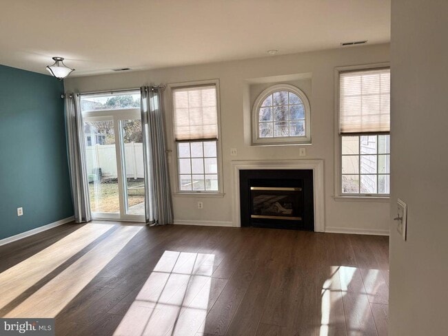 Photo - 28400 Pinehurst Cir