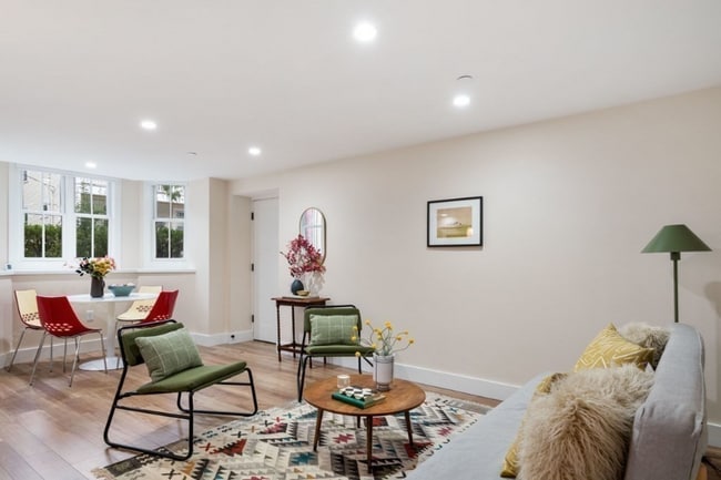 Photo - 18 Whitney Ave