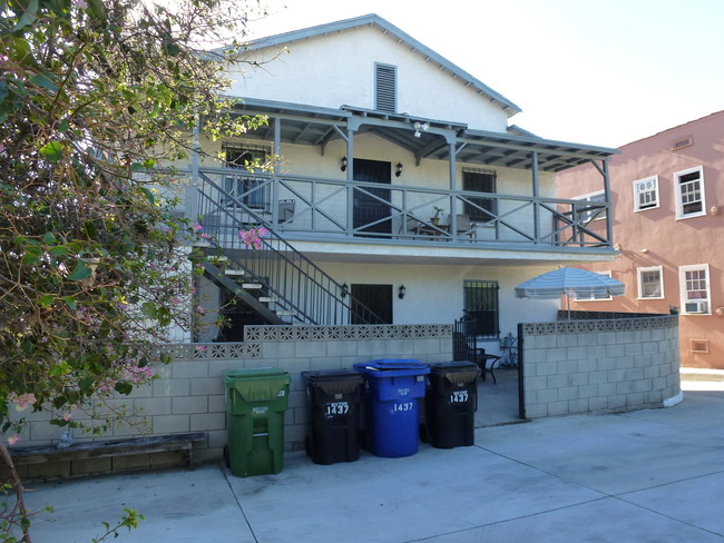 Rear view - 1437 Lucile Ave Apartments Unit 2