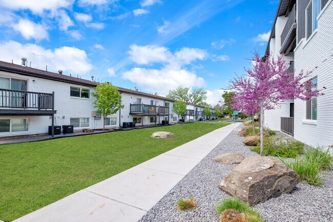 The Guthrie Flats