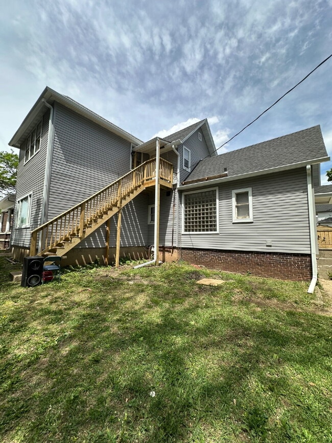 Photo - 747 Parker Ave Unit #1